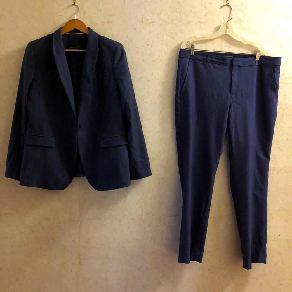 Banana Republic Blue Suit. Blazer & Ryan Pant